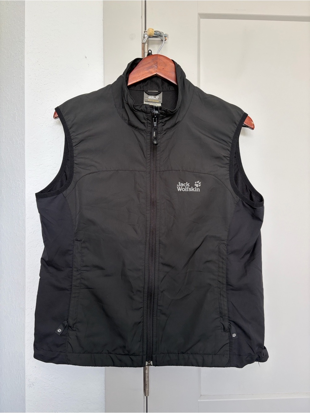 JACK WOLFSKIN BLACK SOFTSHELL FULL ZIP VEST WOMENS XL